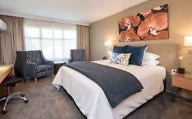 Distinction Hamilton Hotel & Conference Centre